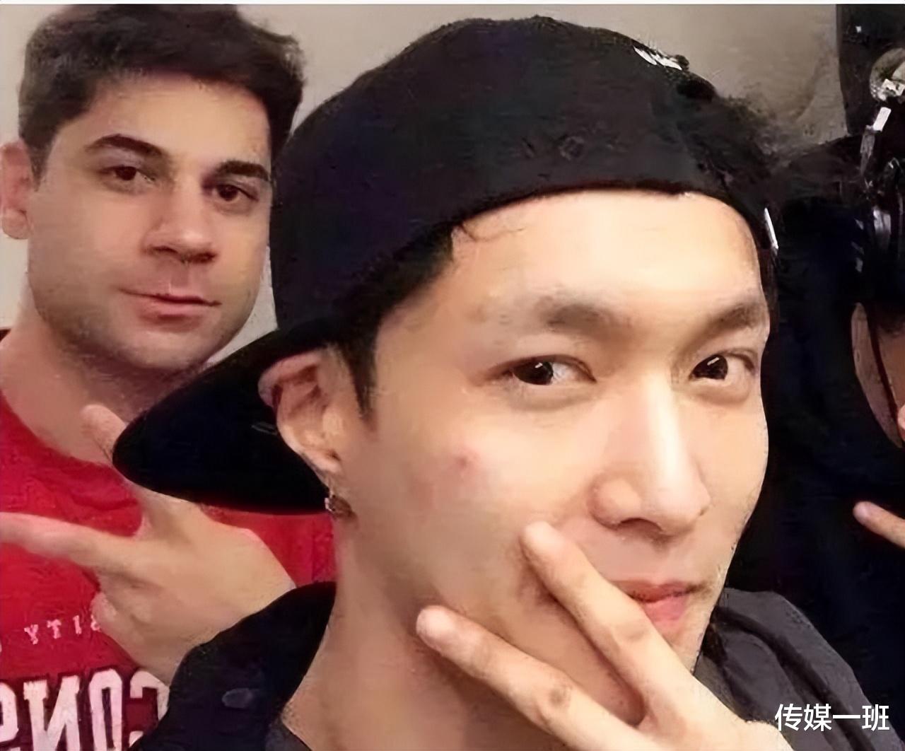 明星素颜|8位男明星素颜照：任嘉伦黝黑，王一博大小眼，蔡徐坤脸大