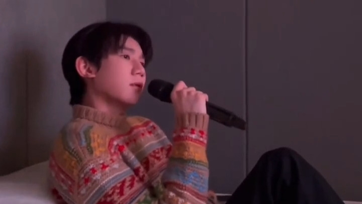 王源|王源翻唱林俊杰03年老歌《翅膀》，不愧是十年老粉！