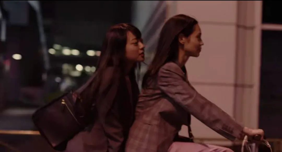 粉红女郎|她结婚了，才是最大的悲剧