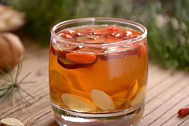 黄芪|经常泡黄芪水,身体会“回馈”你这些好处,不试试就亏了