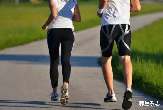 胆固醇|胆固醇“大户”被揪出，是猪油的10倍，医生：不想脑梗逼上门，趁早扔