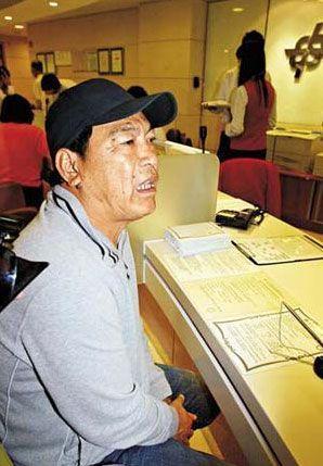 成奎安|成奎安生前两房妻子相处和睦，临死前撕破脸，死后选择大相径庭