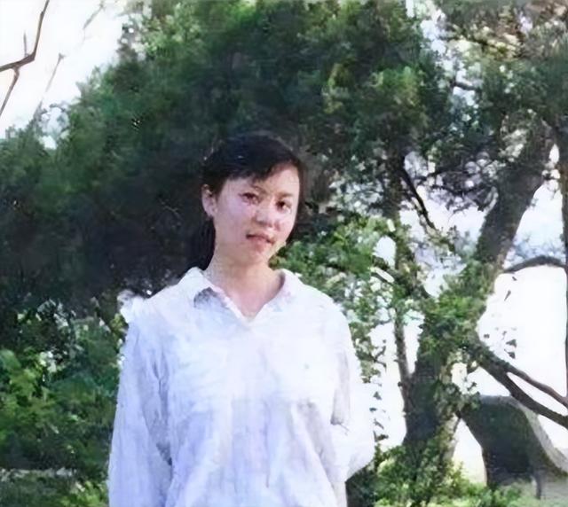 1989年北大姐姐坠崖身亡,五年后清华妹妹铊中毒瘫痪,凶手是谁?