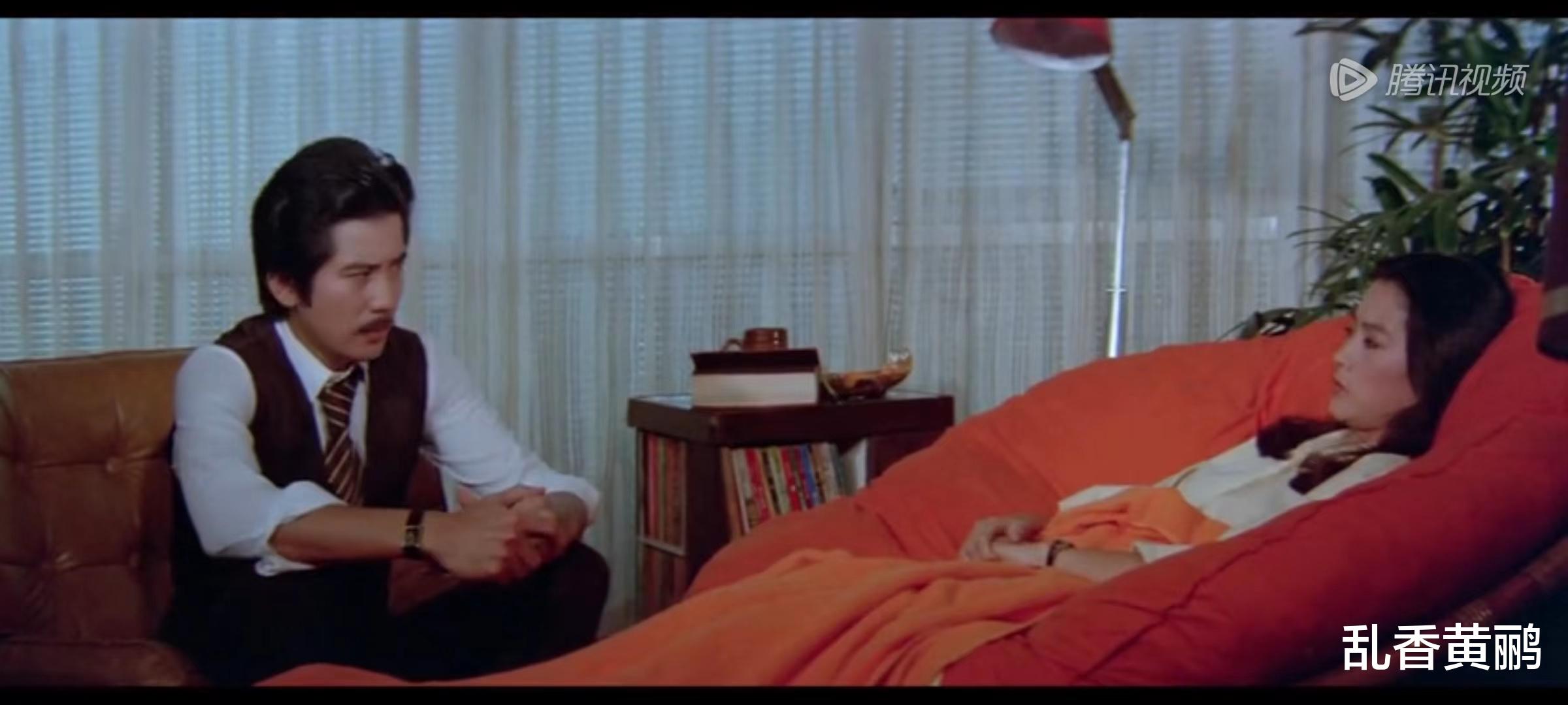 林青霞|42年过去了，再看《金盏花》，林青霞的22套裙装，依旧时尚洋气