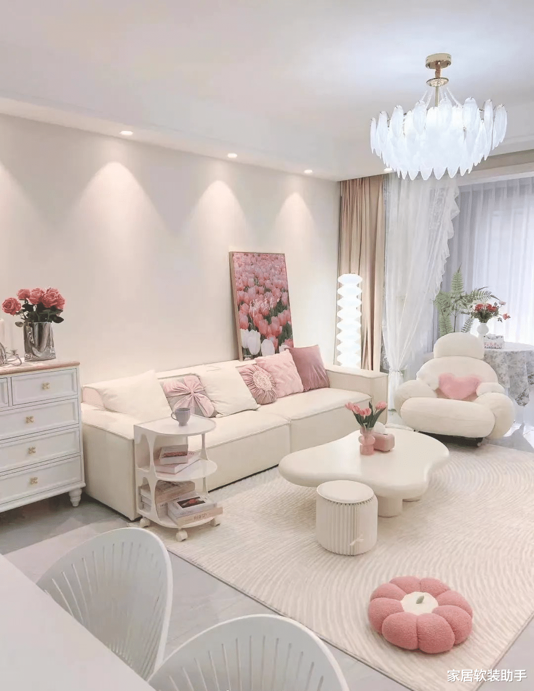 少女感爆棚的家,太治愈了,一进门就喜欢上,高级又好看!