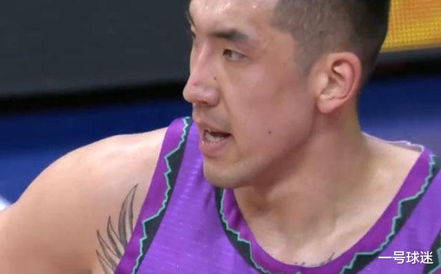 王哲林|7分钟狂轰34-1！李春江奇招奏效，王哲林2节拿19+9，山东教练懵了