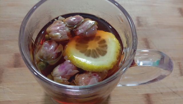 运动 减肥不一定要运动,煮杯玫瑰花加蜂蜜水,懒人也能瘦出小蛮腰