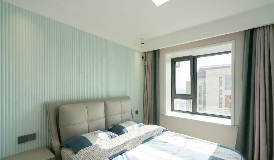 95㎡阳光暖居,入户以亚克力透明管做隔断,每天回家都充满惊喜!