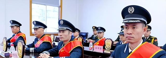 招聘|“聘任制”公务员全国招聘,年薪最高可达30-50万,未来或成常态