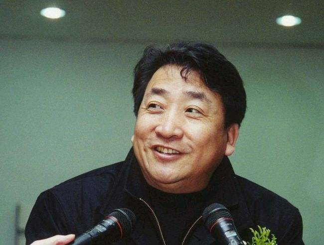 姜昆|同父不同命！姜昆掐断女儿明星梦，带养子上春晚，今养子成他骄傲