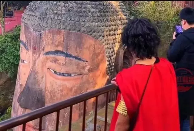 步惊云|90后小伙放弃工作,模仿“步惊云”,何润东本人都夸太像了