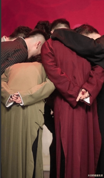 张鹤伦|张鹤伦因病无法参加晚会，张九龄请师兄弟救场，结果却令人失望了