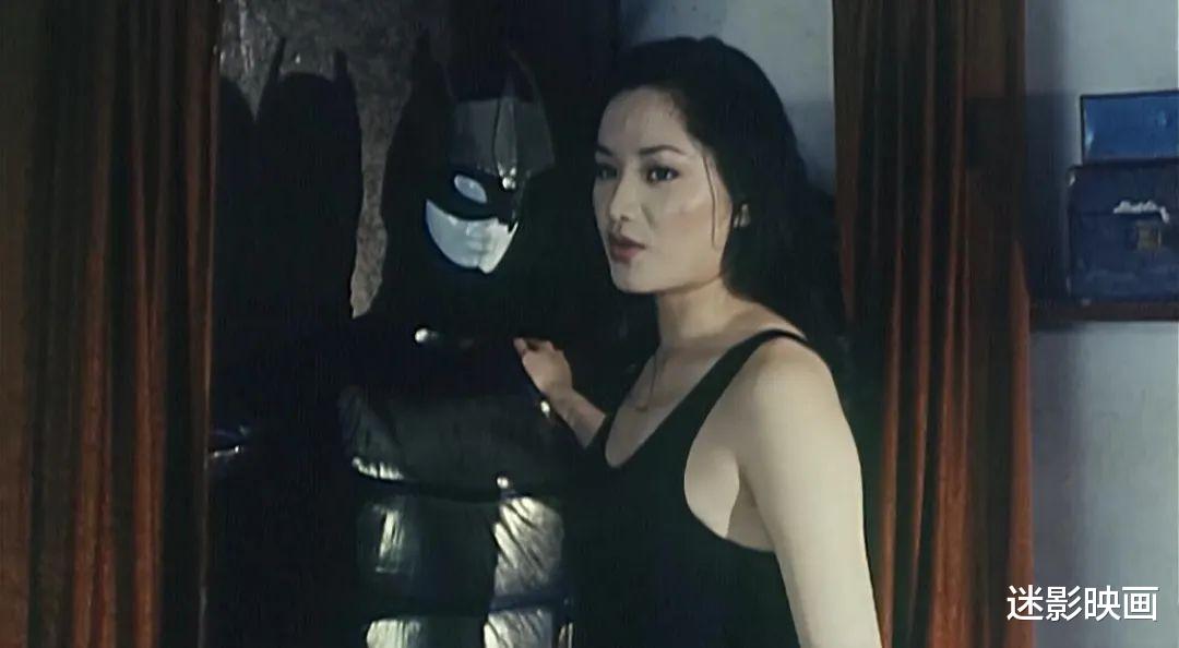 薛家燕|国产超级英雄电影鼻祖，雷人的飞天蜈蚣侠，烂片中的一朵奇葩！