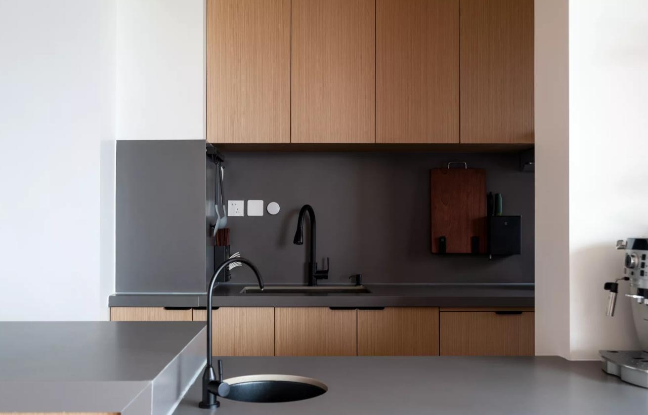 难怪地板拼花越来越流行!看了她家后,骨子里都透着清爽干净