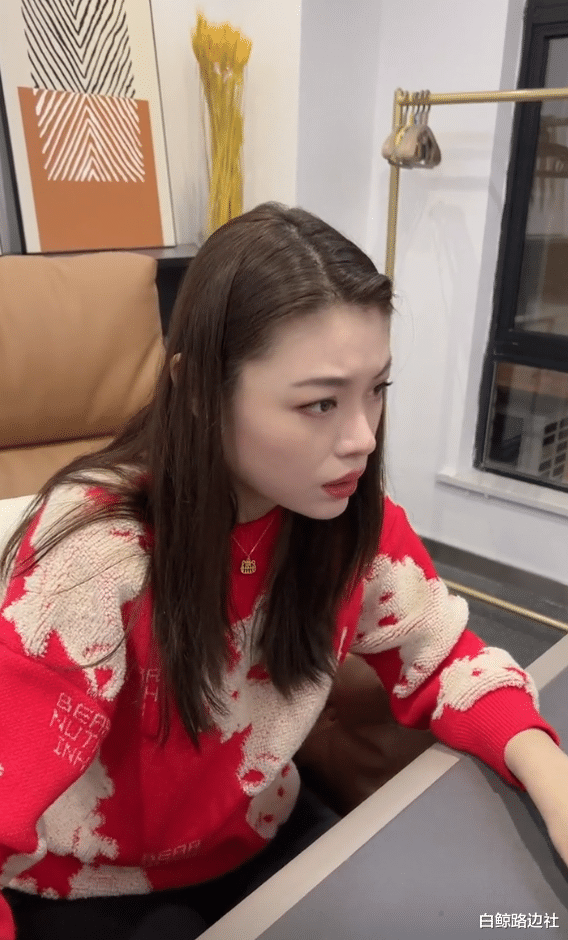 肖晓琳|汪峰前妻晒变装视频！漫画腿胜过章子怡，靠直播带货买400万豪车