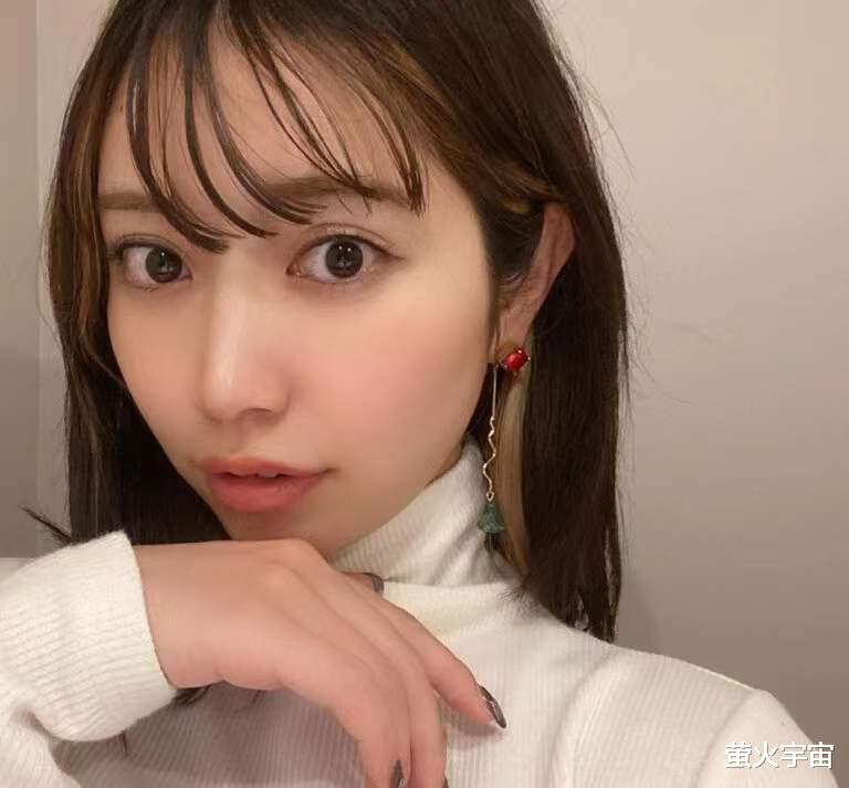 求婚|亿万富豪前泽“父女恋”曝光,小16岁女友身材高挑,将在月球求婚