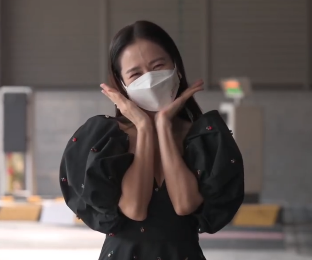 马苏|孙艺珍宣布怀孕后近照曝光,小腹凸起孕味明显,幸福感溢出屏幕