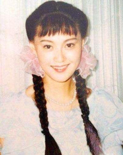 Angelababy|大宋佳女儿张楚楚:见证母亲46岁未婚生子后,34岁不敢婚恋