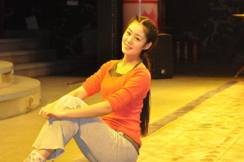 毕畅|嫁给富商3年连生2胎后,丈夫被判14年,毕畅如今过得还好吗?