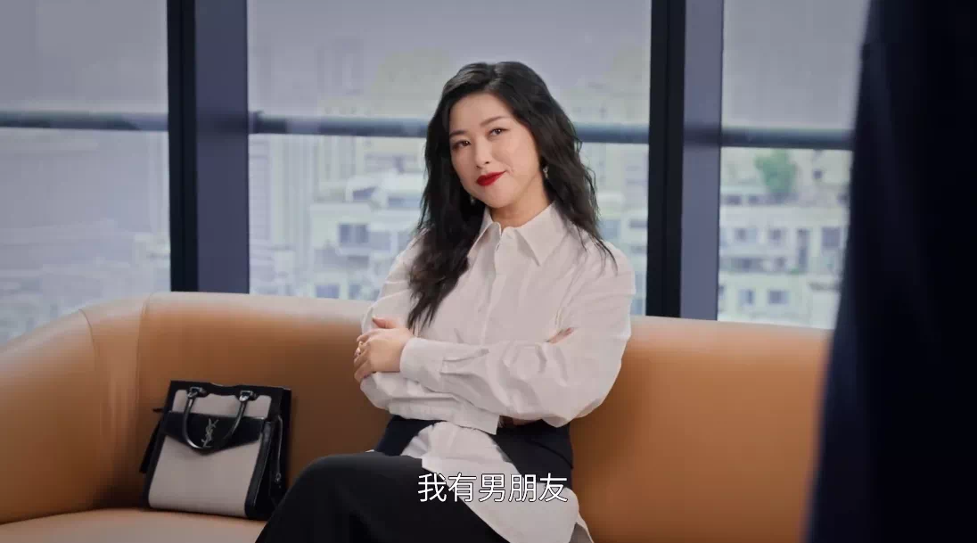 袁立|袁立的赘肉 、舒淇的白发、吴越的眼纹…让多少“强行驻颜者”脸红