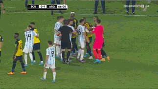 阿根廷队|1-1！阿根廷补时送点！世预赛3连胜终结，梅西策动曼城新援处子球