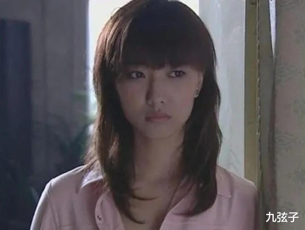 王珞丹|成也一张嘴、败也一张嘴，王珞丹的辉煌与落寞，全是“嘴”的功过