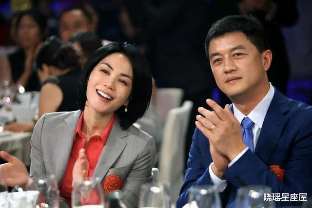 王菲|王菲的格局真大：把两位前婆婆当成亲妈，还帮助情敌女儿出道