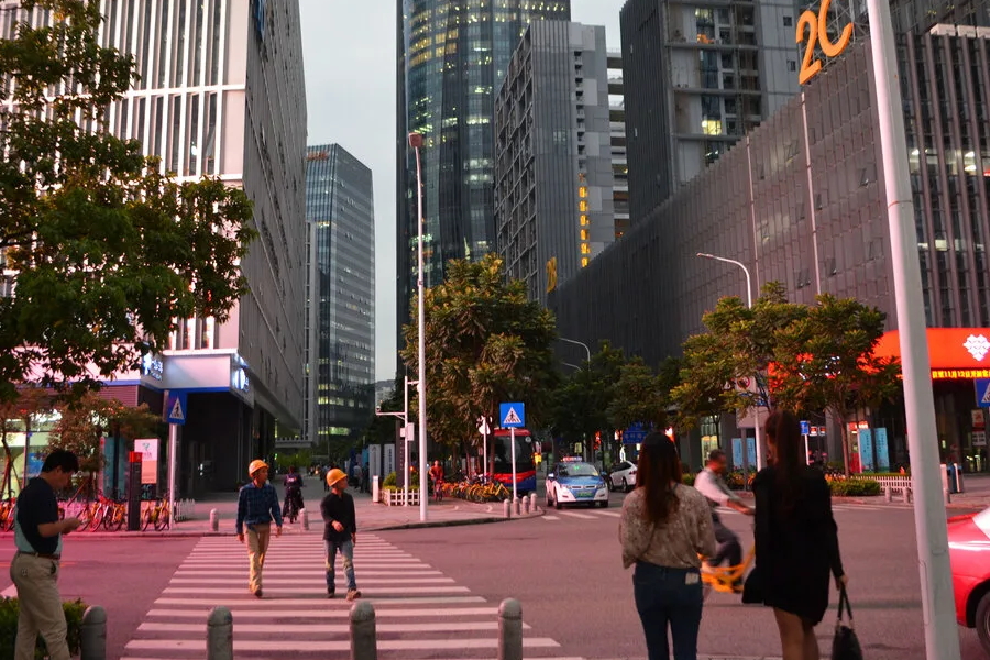 三亚|女性游客心目中的热门城市，人口庞大，风景无与伦比