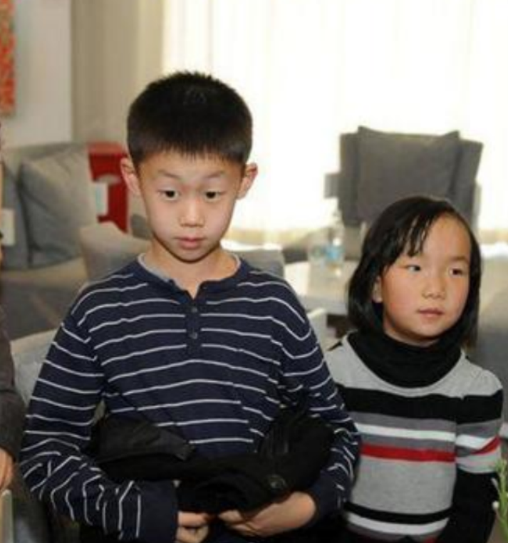 突围|娱乐圈领养孩子的三位导演夫人；为了爱情，各有各的心酸