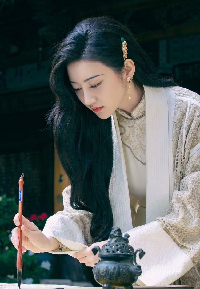 陈珊|她才是《司藤》女主第一人选，却因故未能出演，意外成就景甜