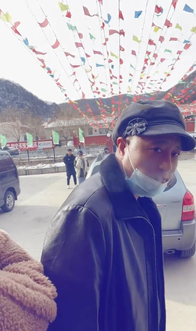 张学友|《乡村爱情16》剧组进行全员核酸检测，赵玉田领两个妈逛街买衣服