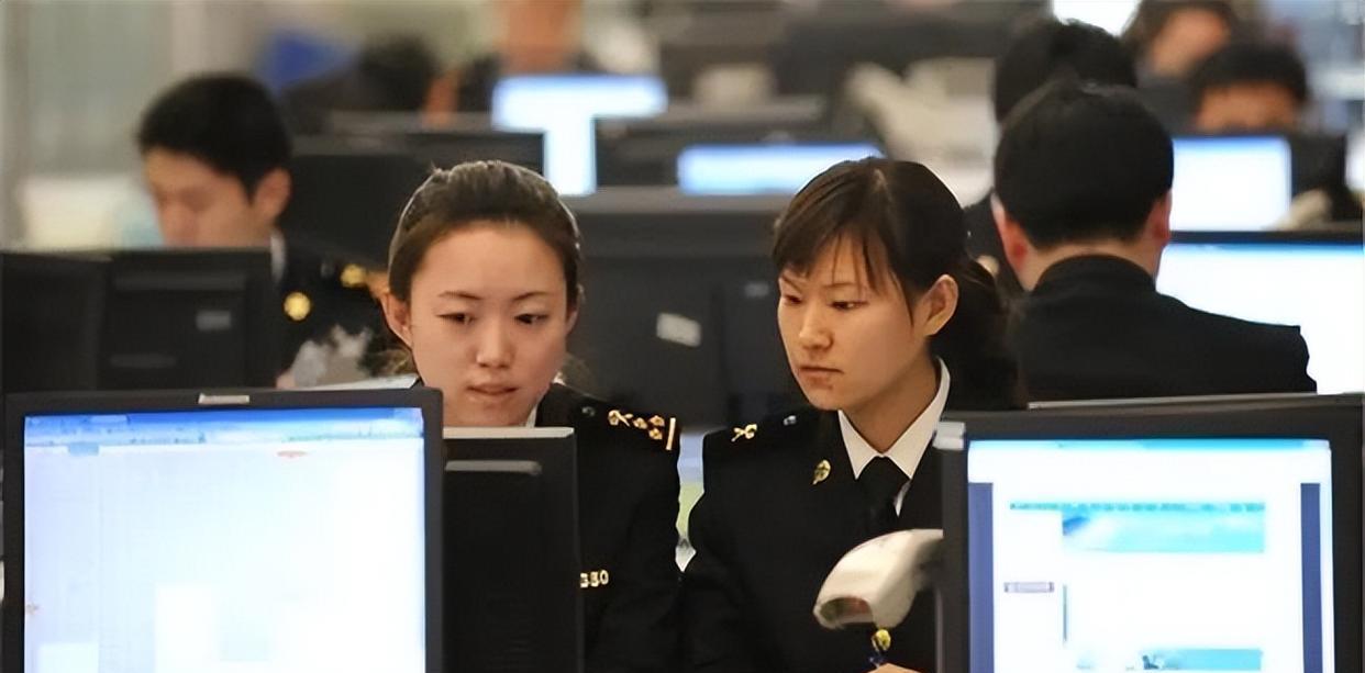 招聘|公务员队伍中,这三个单位压力大,经常加班,但提拔重用比较快