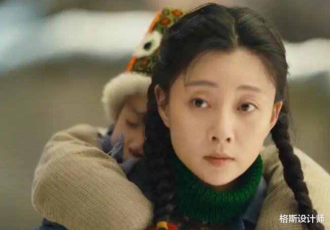 43岁殷桃在北京的豪宅,家中布满名贵花草和家具,价值超百万