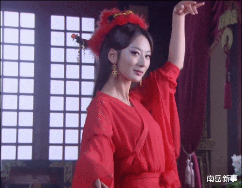 刘诗诗|同为古装女神献舞，有人翩翩起舞一眼万年，有的还是把脸遮上吧
