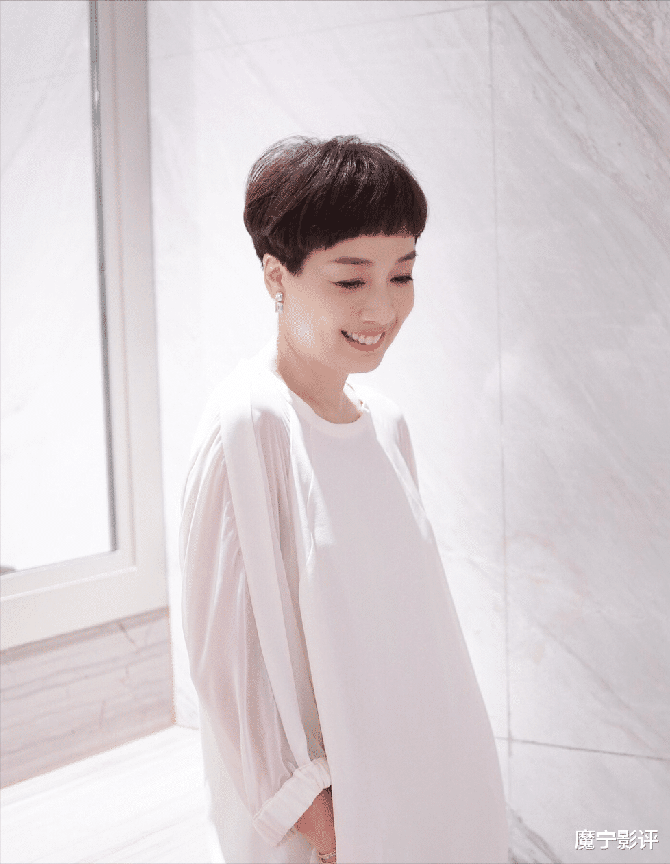 亚视|当年亚视女神转战TVB,不再有代表作,有人卖惨有人卖腿有人疯了