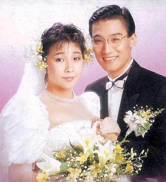 明星|7位男明星的丑妻，有人的媳妇被嘲是“马脸”，有人被笑像母子