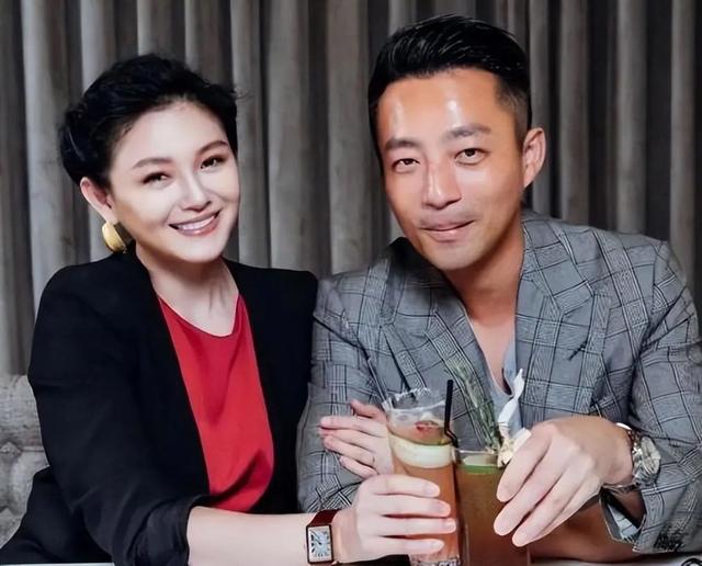 乡村爱情|删除动态，取关大小s姐妹后，蔡康永首谈“床垫”风波送上祝福？