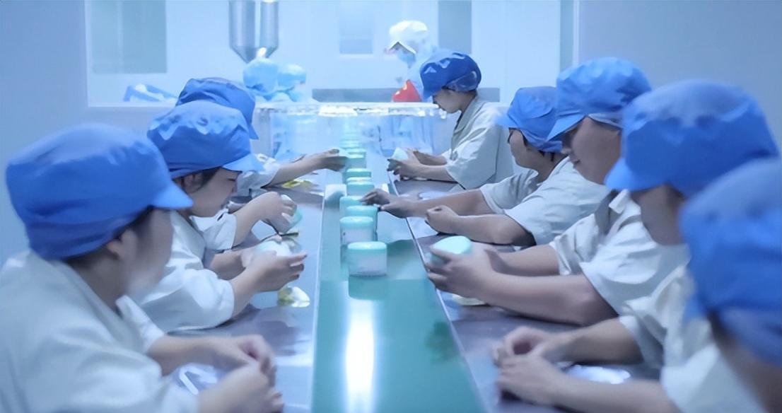 美丽|突如其来的疫情,对化妆品市场、企业以及消费者造成了哪些影响?