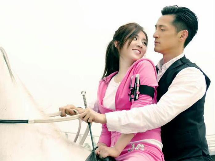 王晓晨|从搭档胡歌，张嘉益演女主到作品被下架，王晓晨为何越混越差？