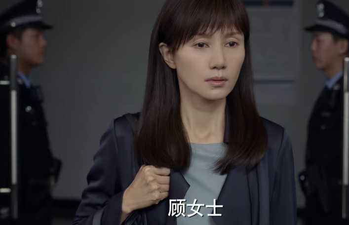 短视频|《玫瑰之战》:袁泉不仅用美貌和演技撑起人设,还带火了一句台词