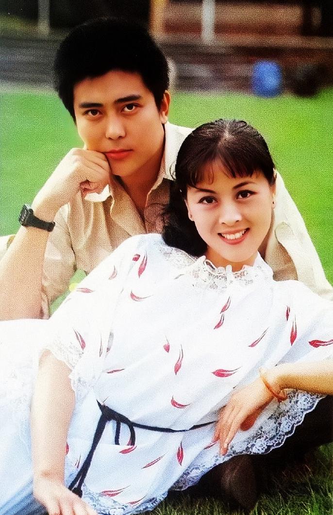 80年代|80年代电影演员，卢君罕见现身，与曾经的“小鲜肉”相比已判若两人