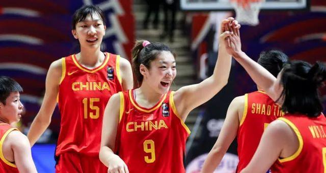 中国女篮|不是李月汝，不是李梦，国际篮联正式官宣，女篮世预赛MVP是她