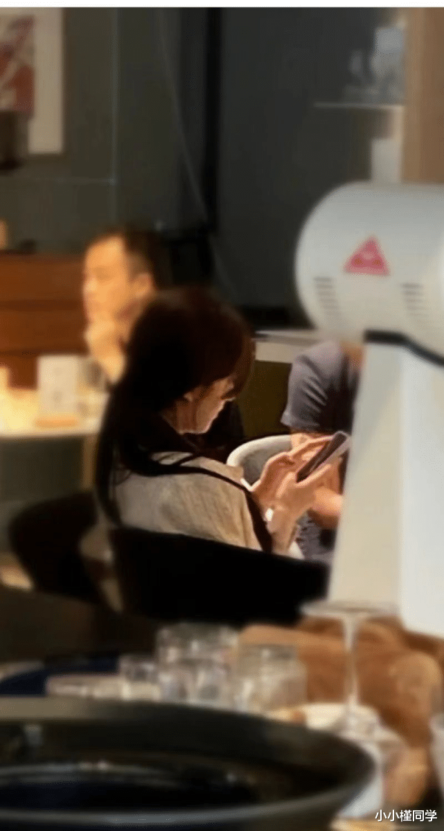 赵露思|网友分享偶遇赵露思合照！生图零滤镜被嘲差很大？网友纷纷晒图！