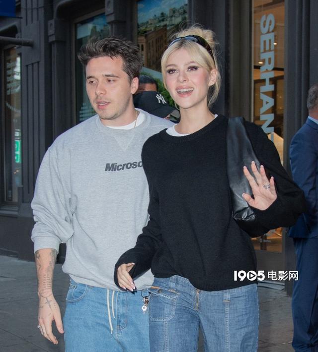 |新婚近一月！大布携爱妻现身 耀眼婚戒见证幸福