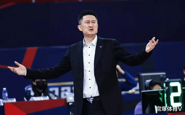 杜锋|威姆斯意外受伤？广东宏远正式回应，杜锋调整阵容，放弃汤杰