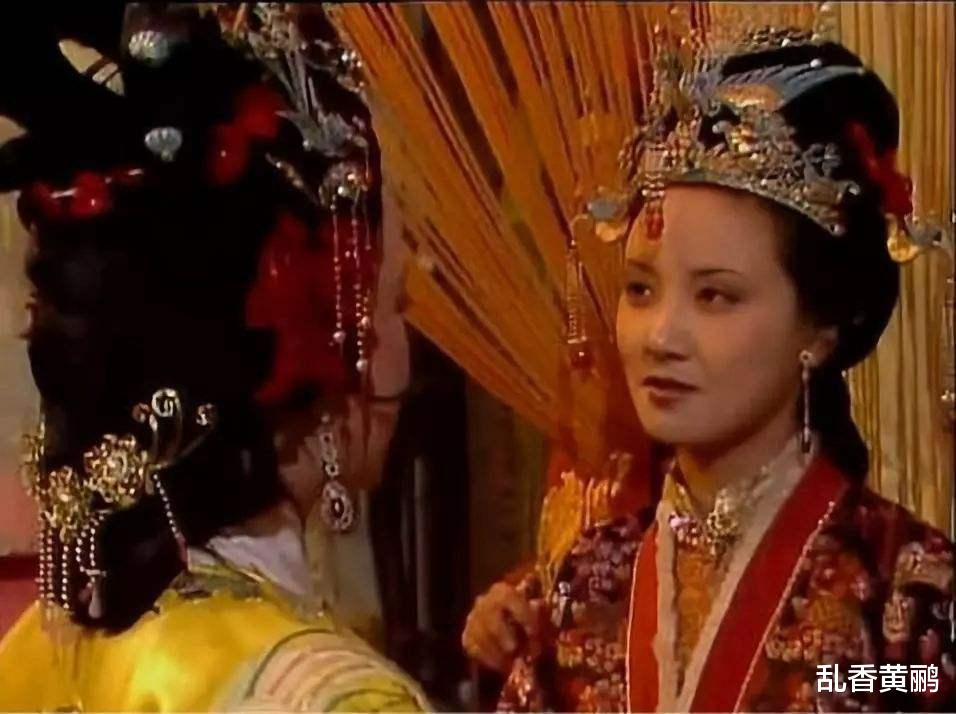 王熙凤|王扶林说,我们的服装是很靓的,特别是王熙凤那套,简直太漂亮了