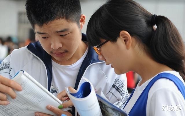 教师编制全面达标,却有中小学闹“师荒”,拿完编制都去哪儿了?