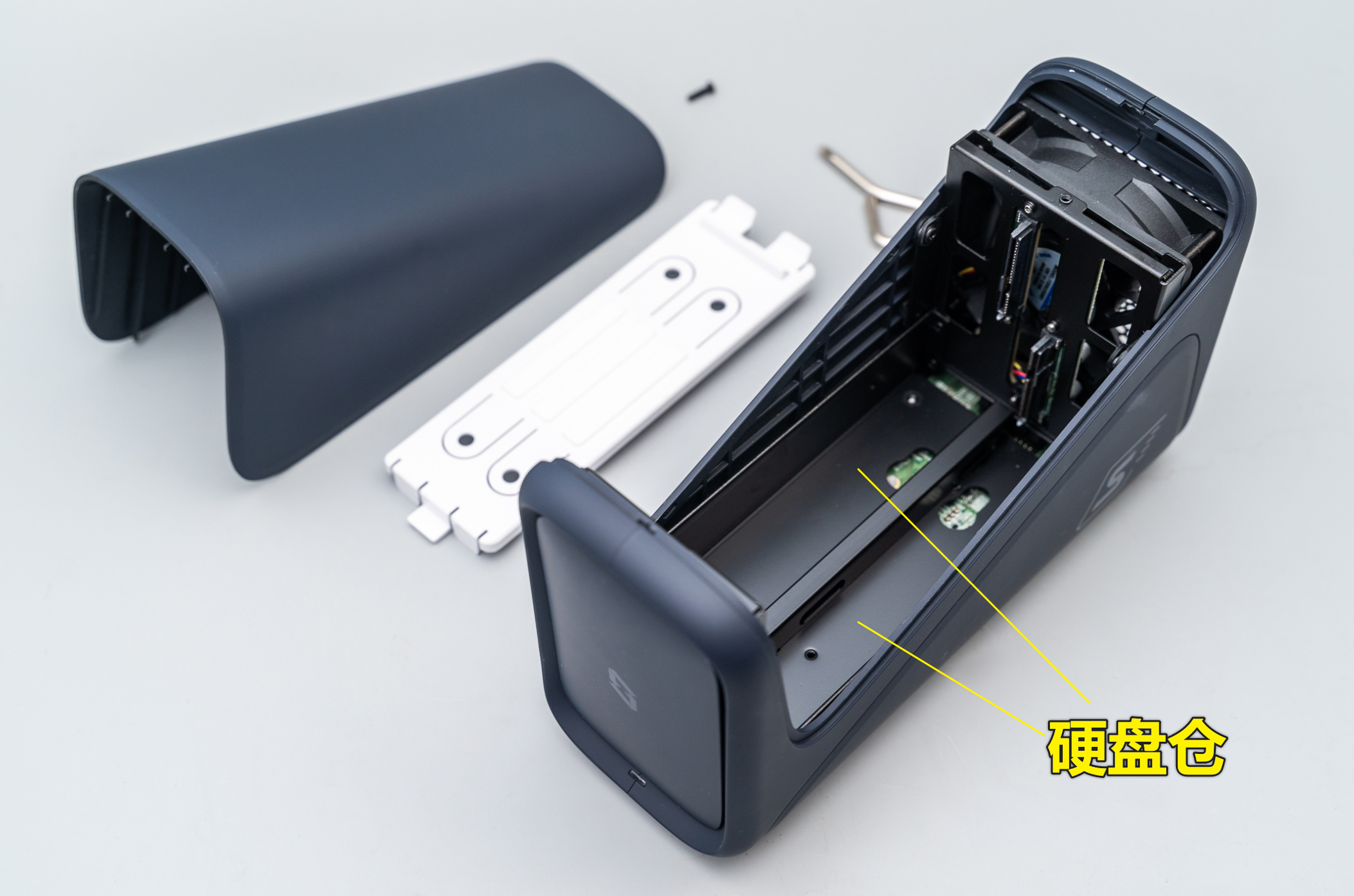 nas|万字长文，NAS入门神机：极空间Z2S 两盘位NAS深度测评！