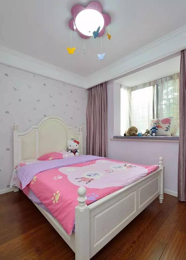 婚后入住新房,户型虽不太完美但是好在设计师强大,这效果贼喜欢