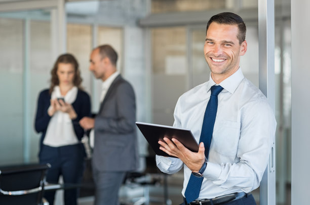 女汉子|职场“铁娘子”和“女汉子”,谁是真正的“人赢家”?